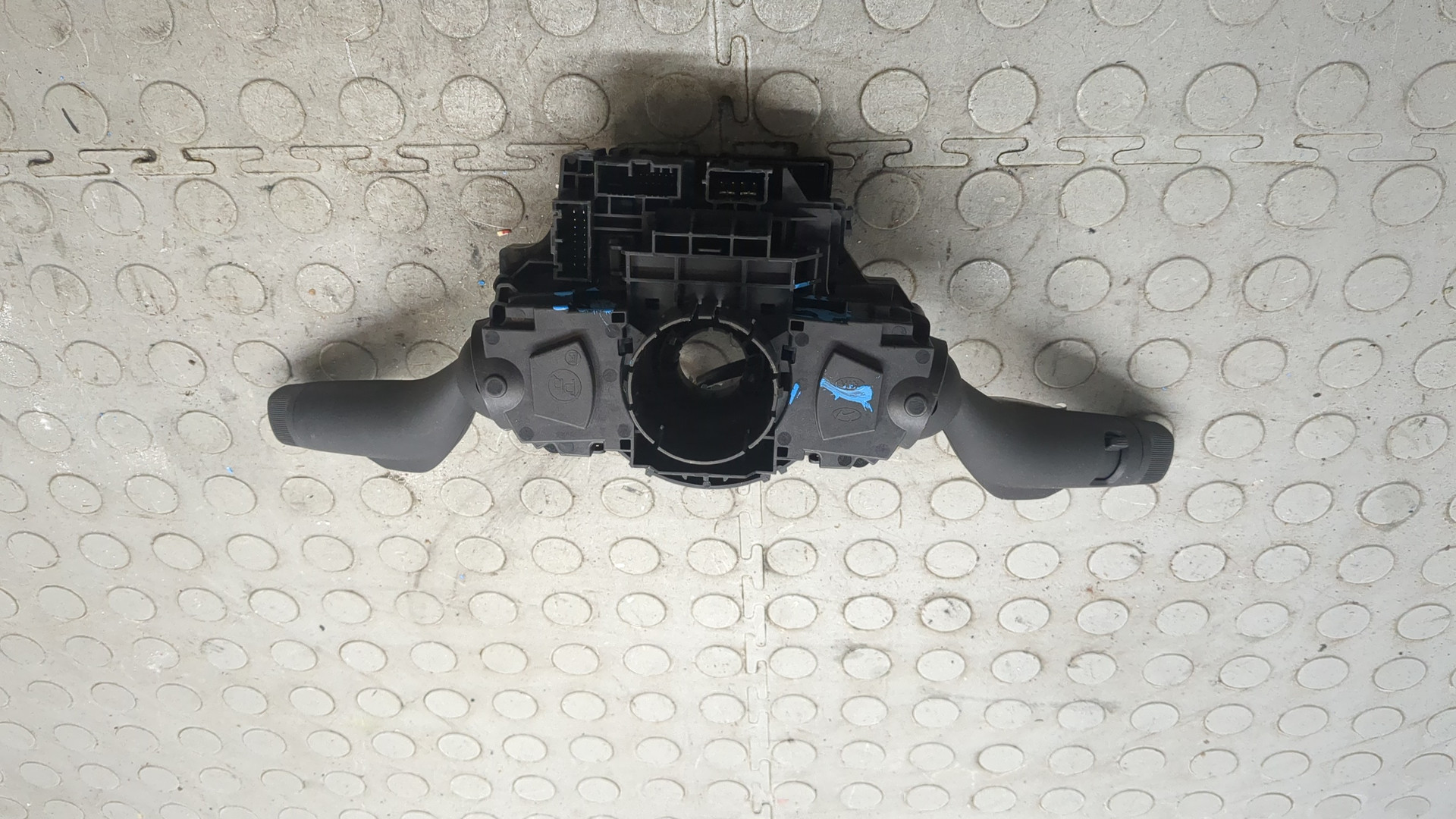 Переключатель подрулевой