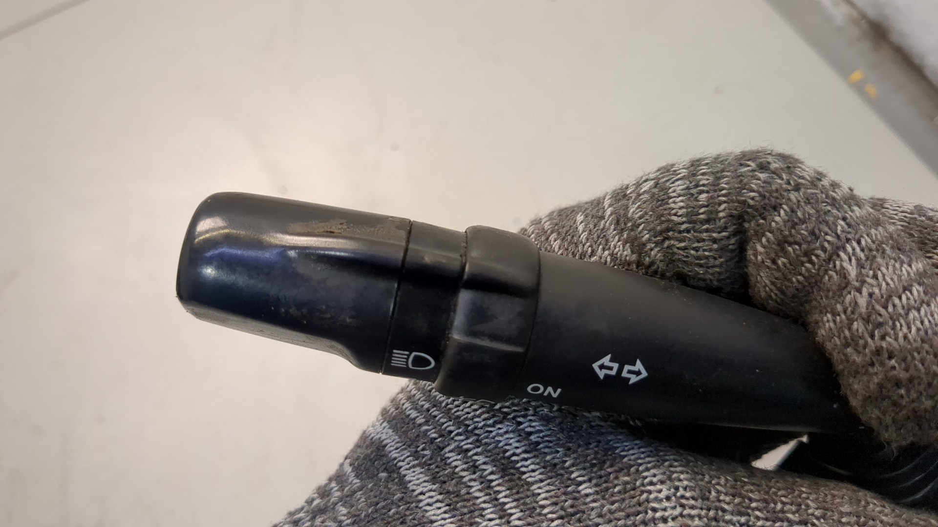 Переключатель поворотов подрулевой