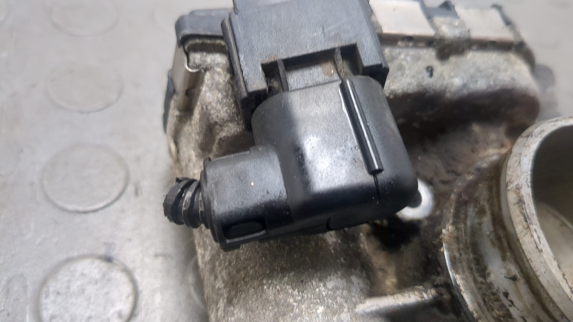 Заслонка дроссельная электрическая