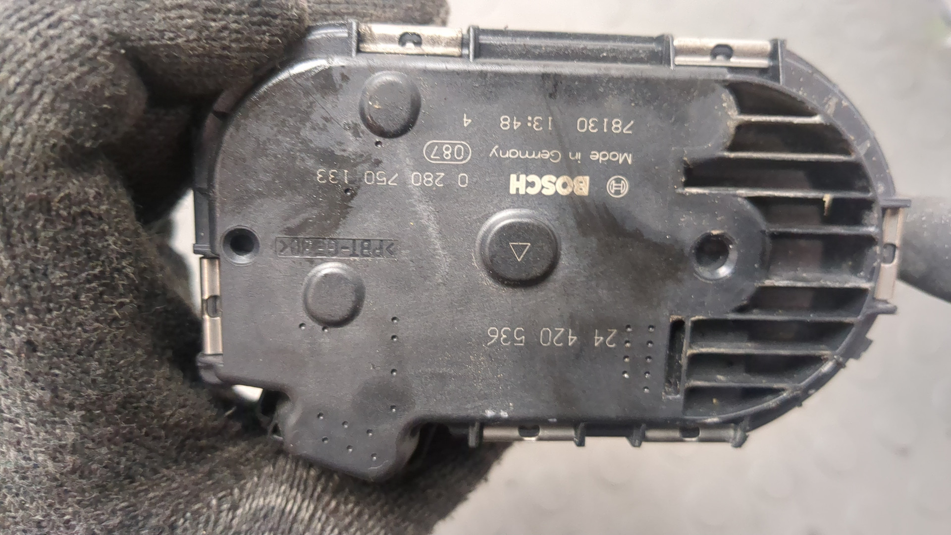 Заслонка дроссельная электрическая