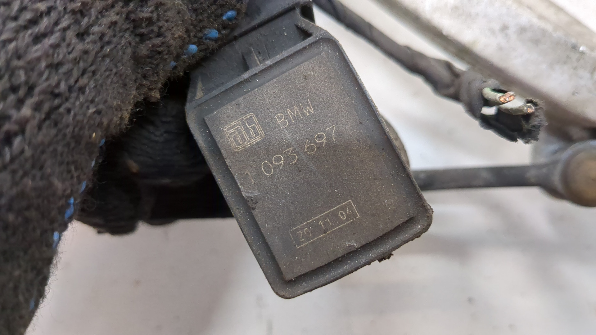 Рычаг передний правый