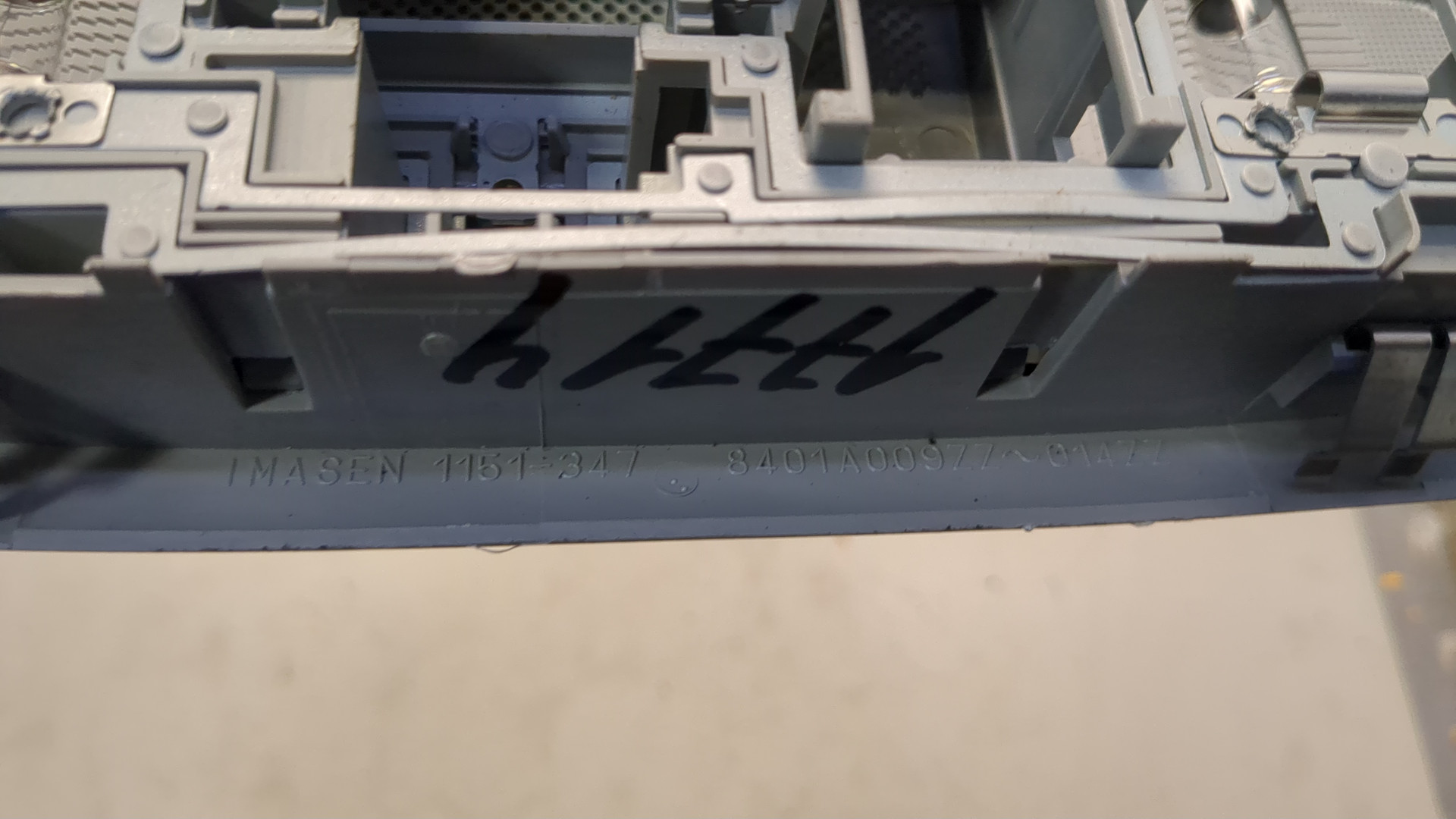 Плафон салонный