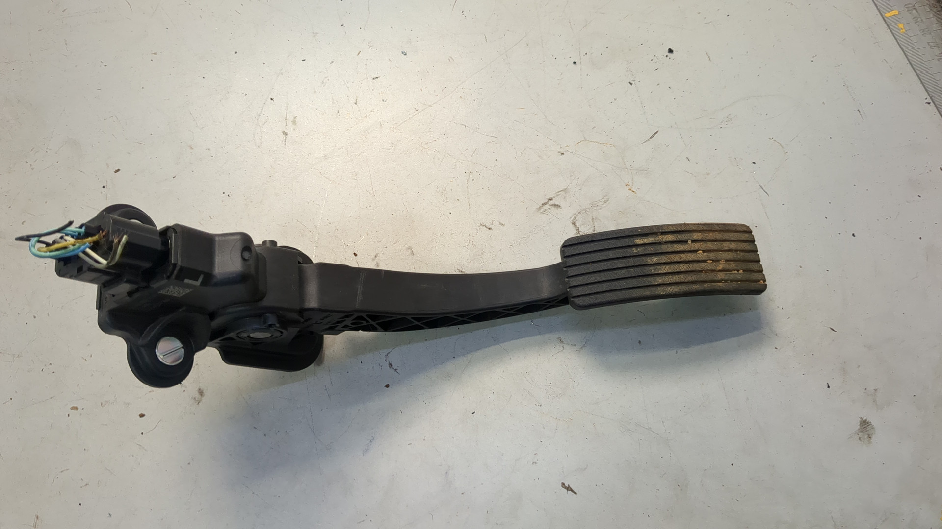 Педаль газа