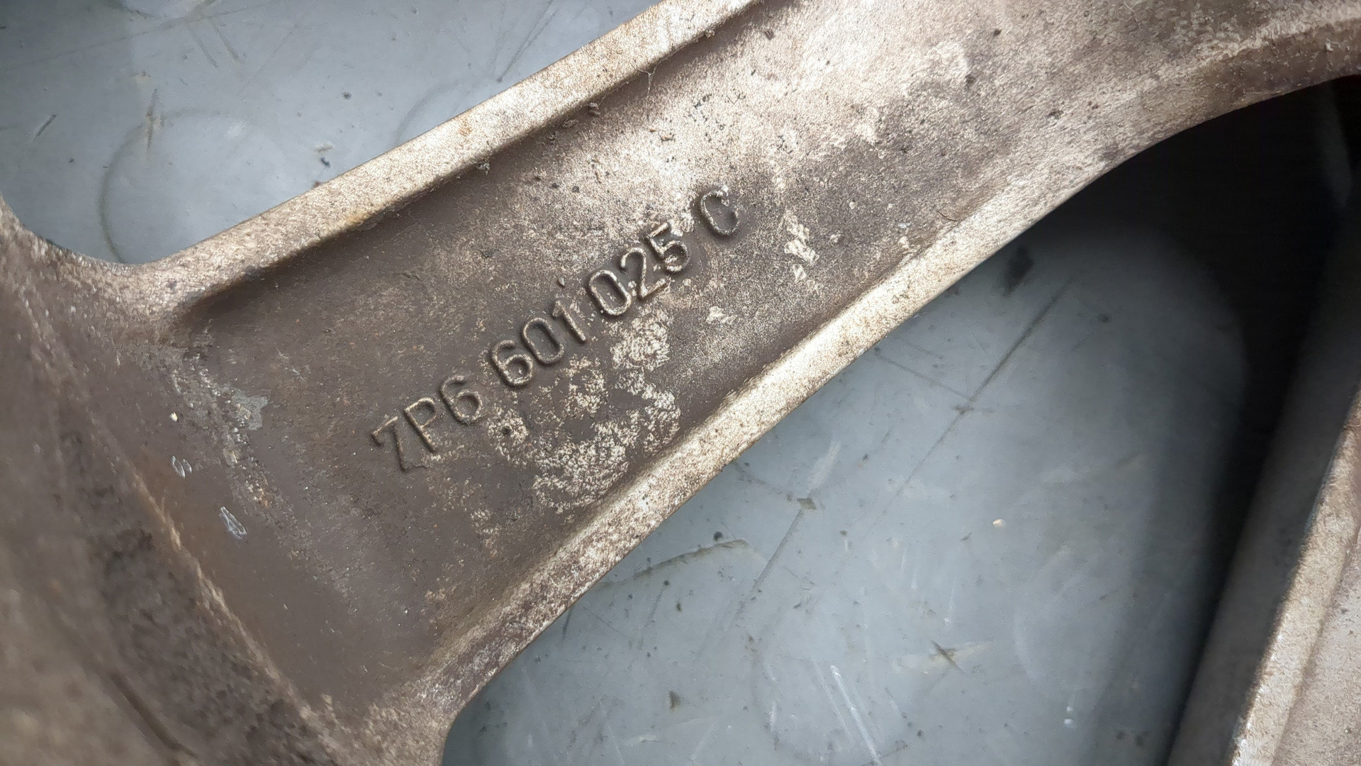 Диск колесный литой