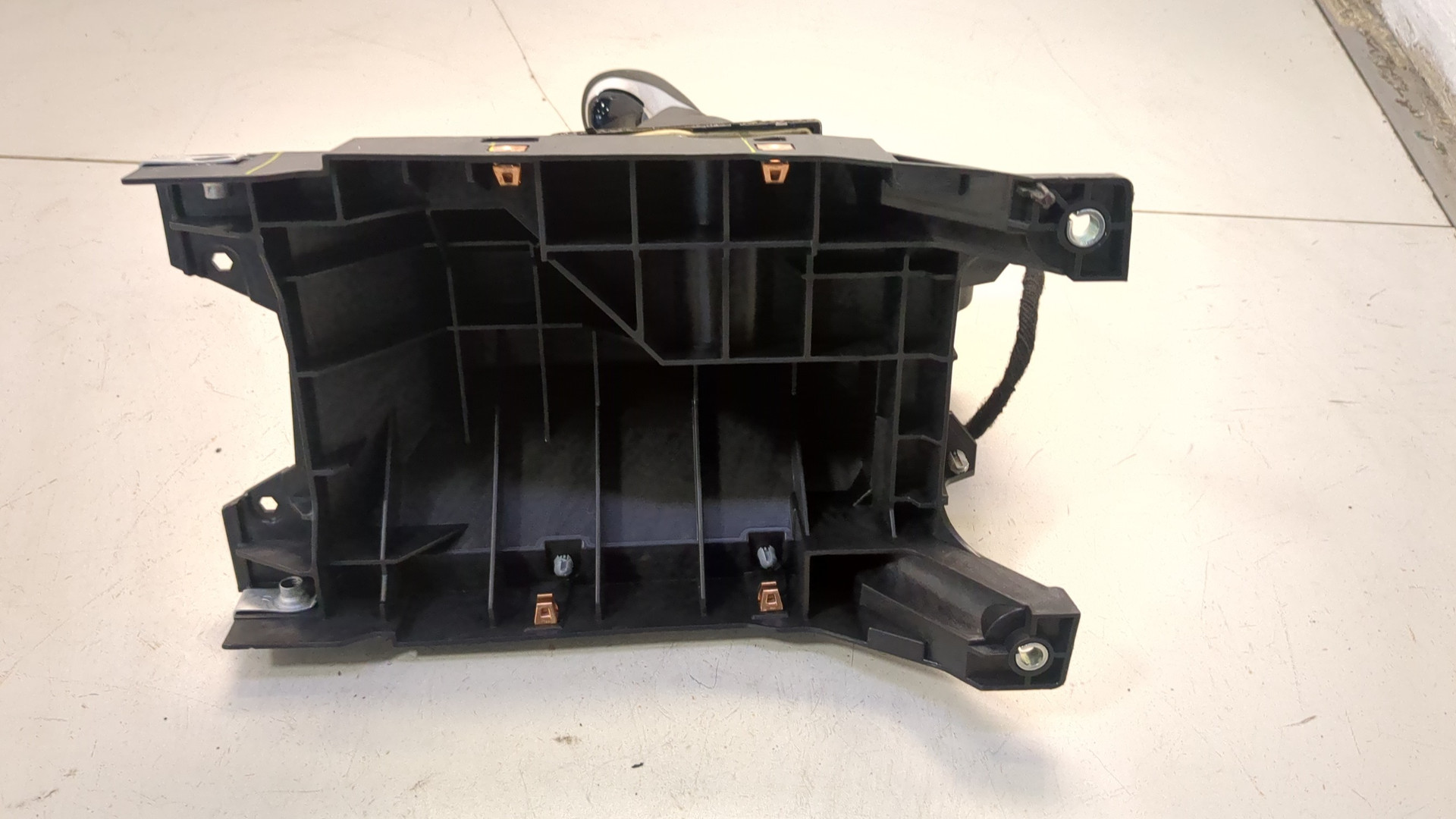 Кулиса МКПП / АКПП