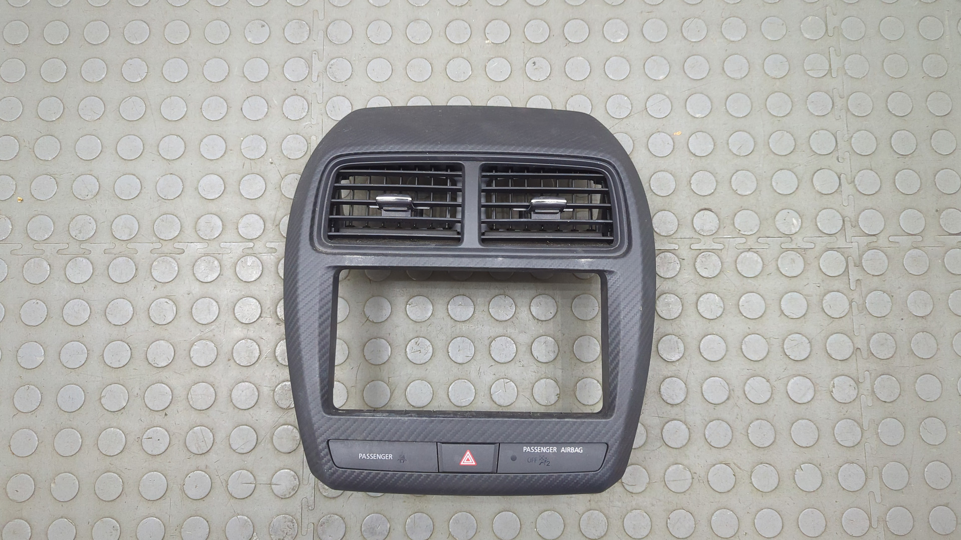 Дефлектор воздушный