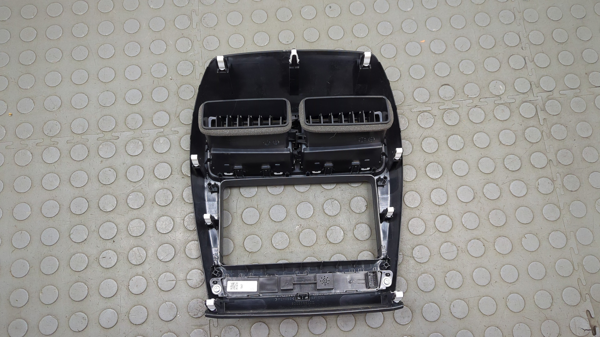 Дефлектор воздушный