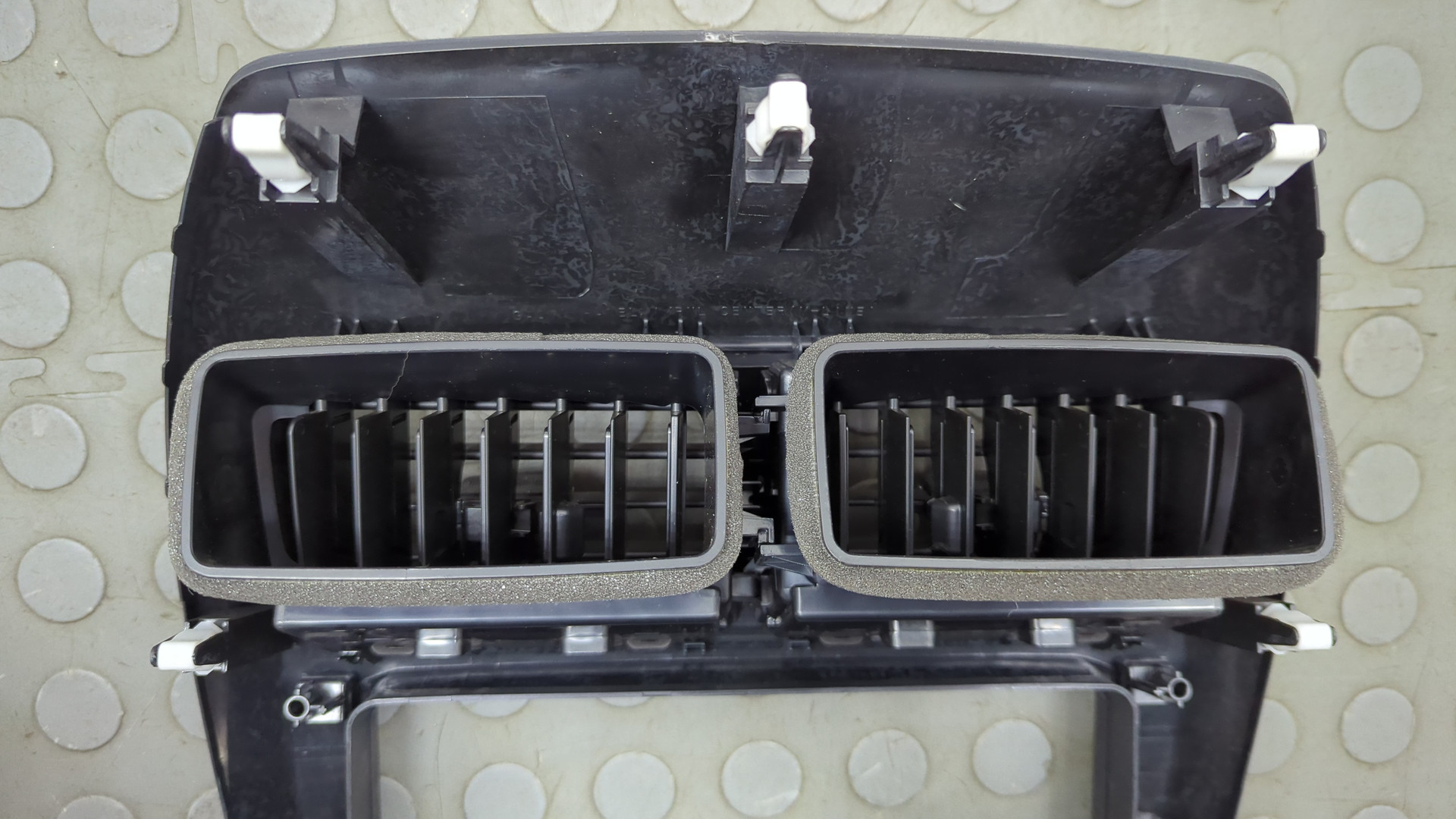 Дефлектор воздушный