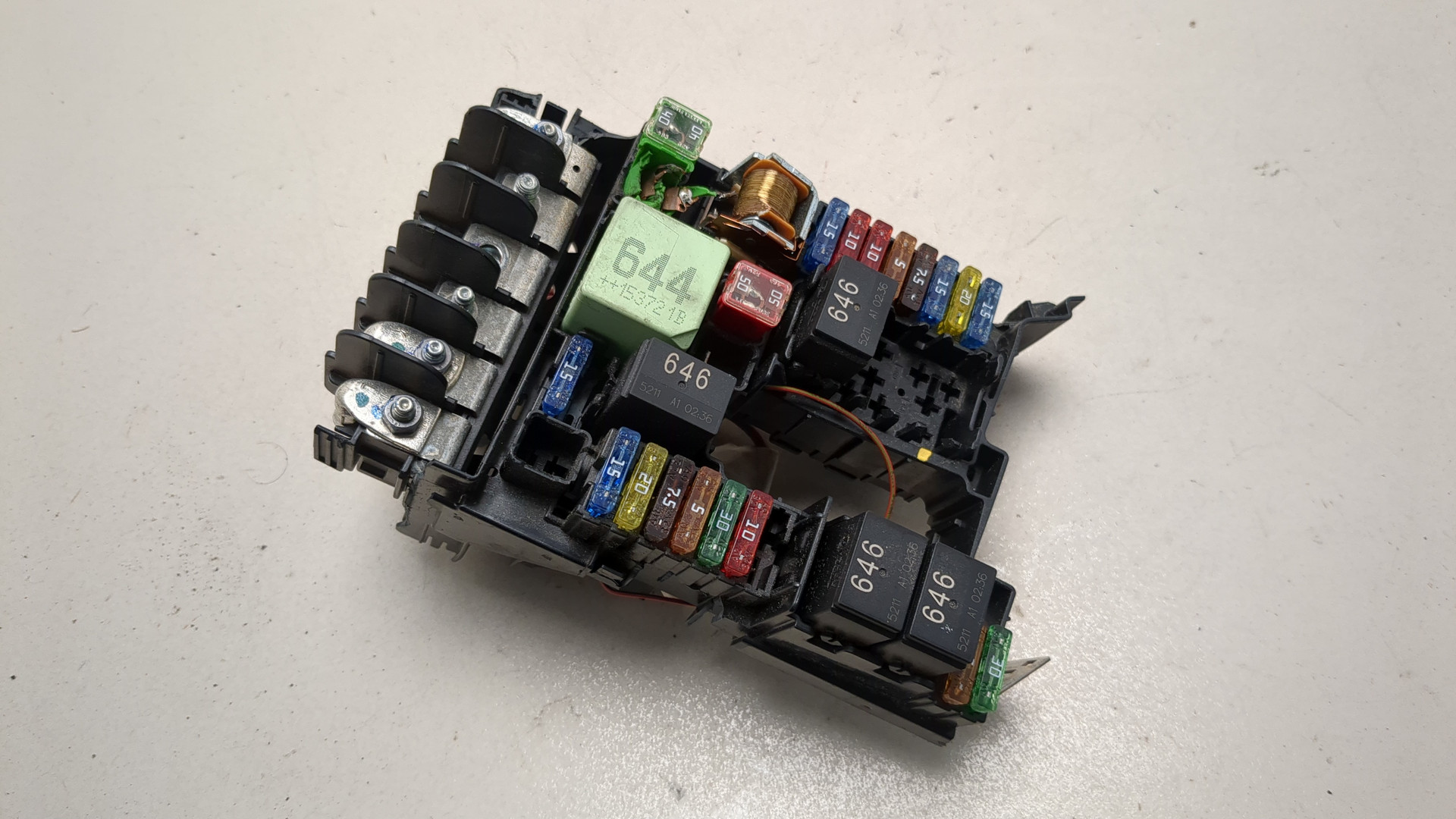 Блок предохранителей