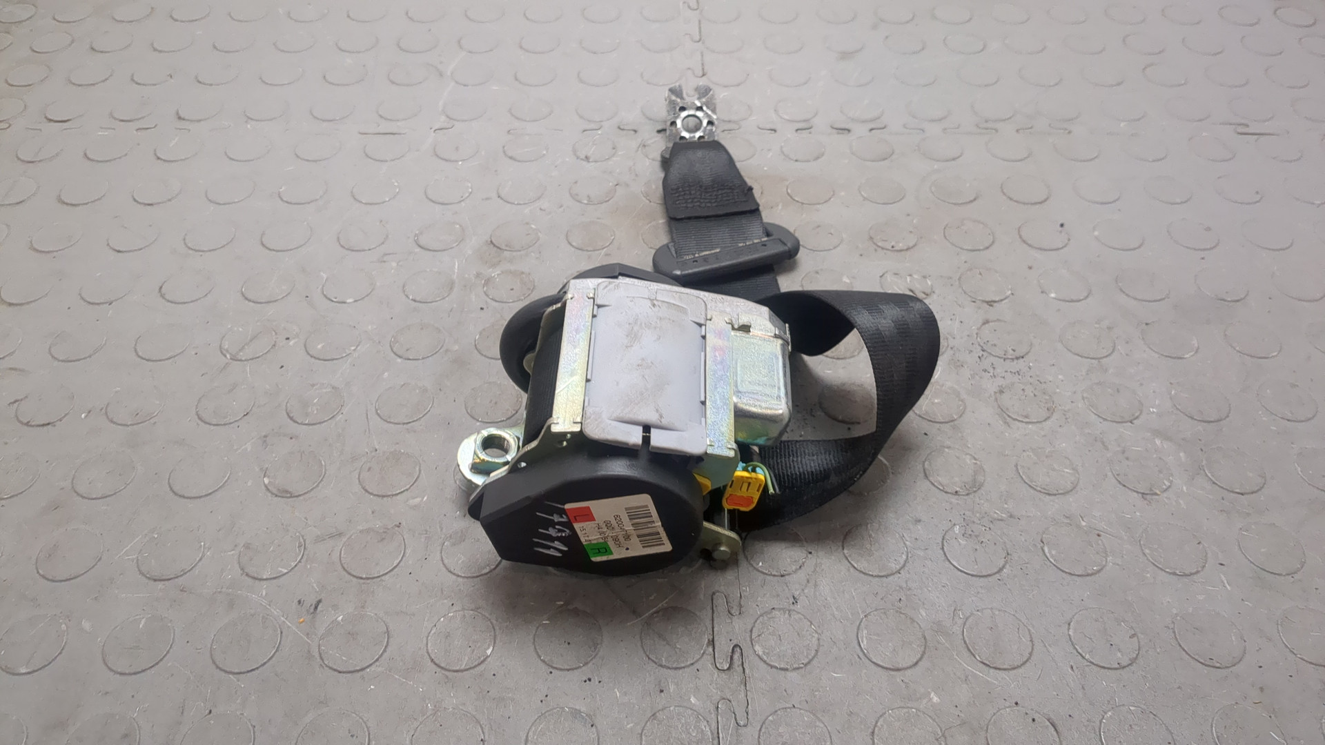 Ремень безопасности