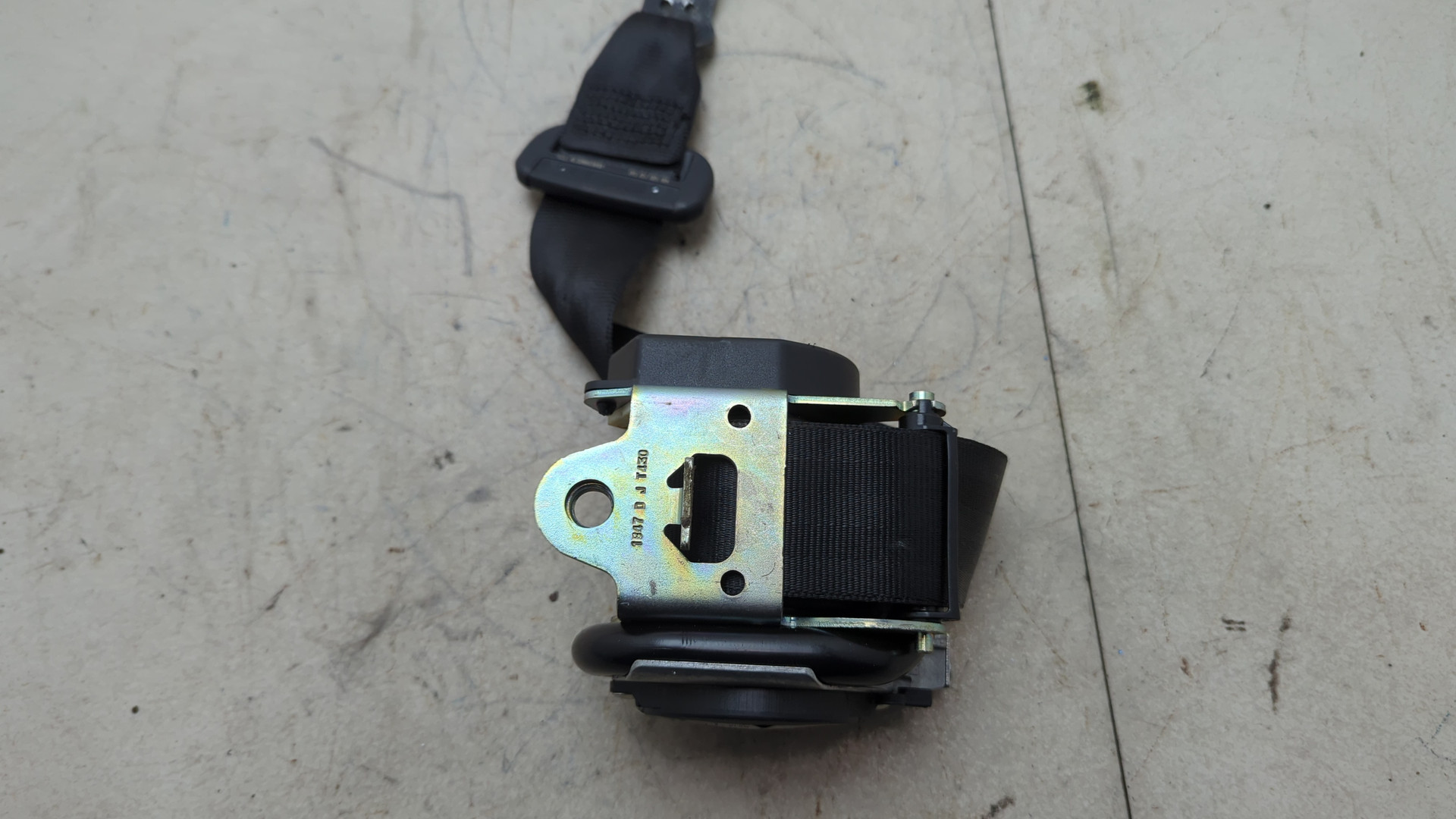 Ремень безопасности