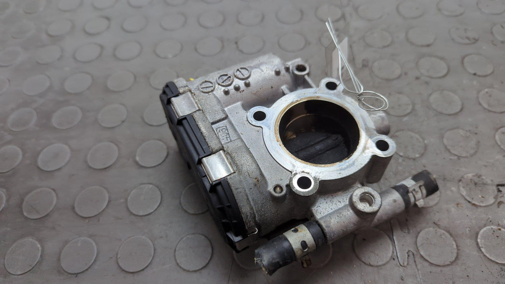 Заслонка дроссельная электрическая