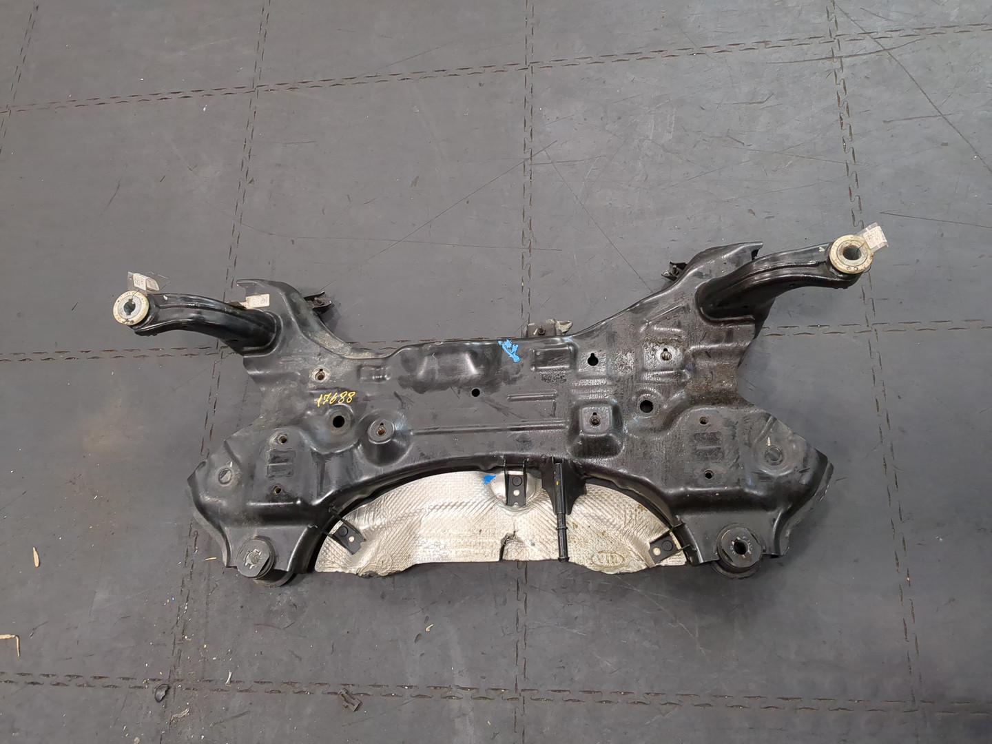 Балка подмоторная