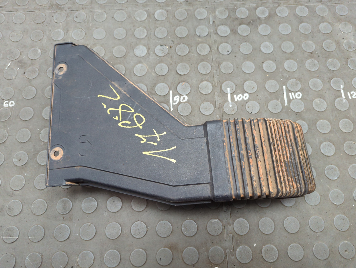 Воздухозаборник (внутри)