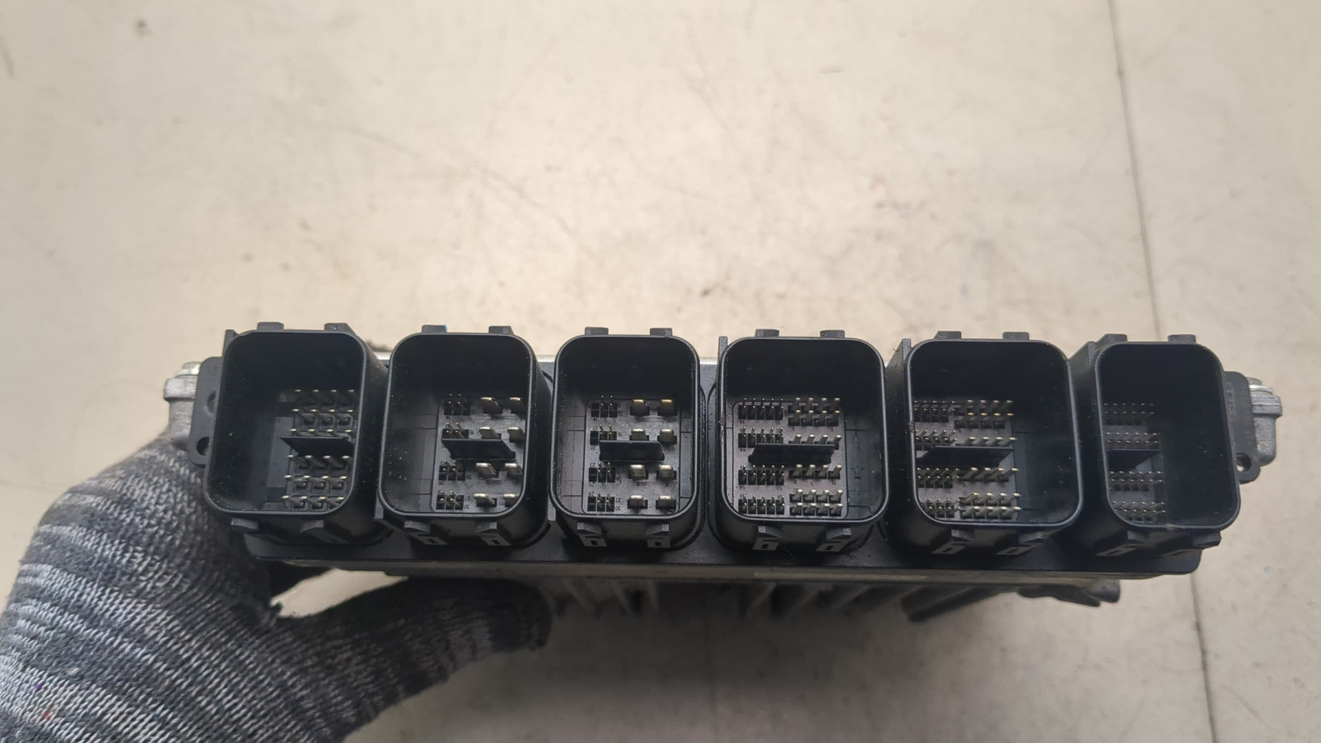 Блок управления двигателем