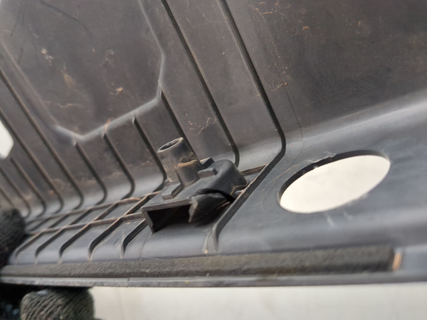 Локер передний левый