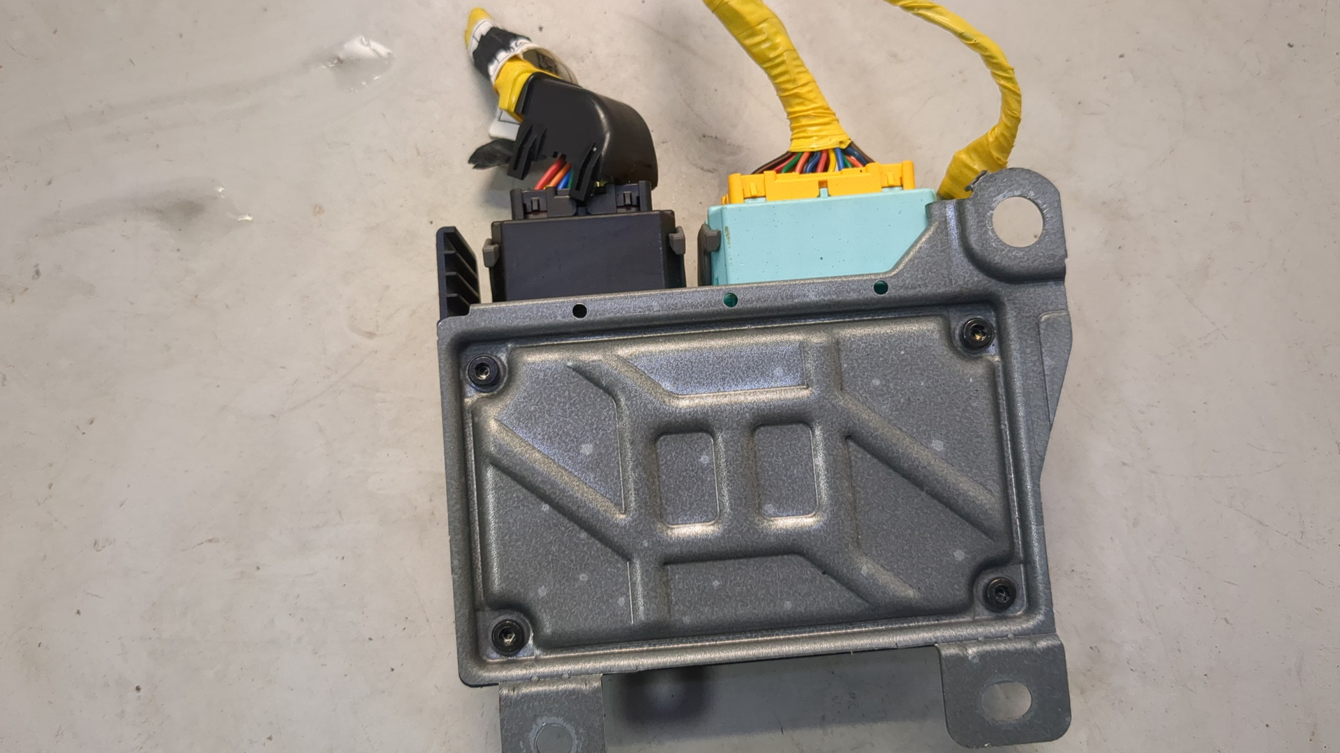 Блок управления подушек безопасности (AIR BAG)