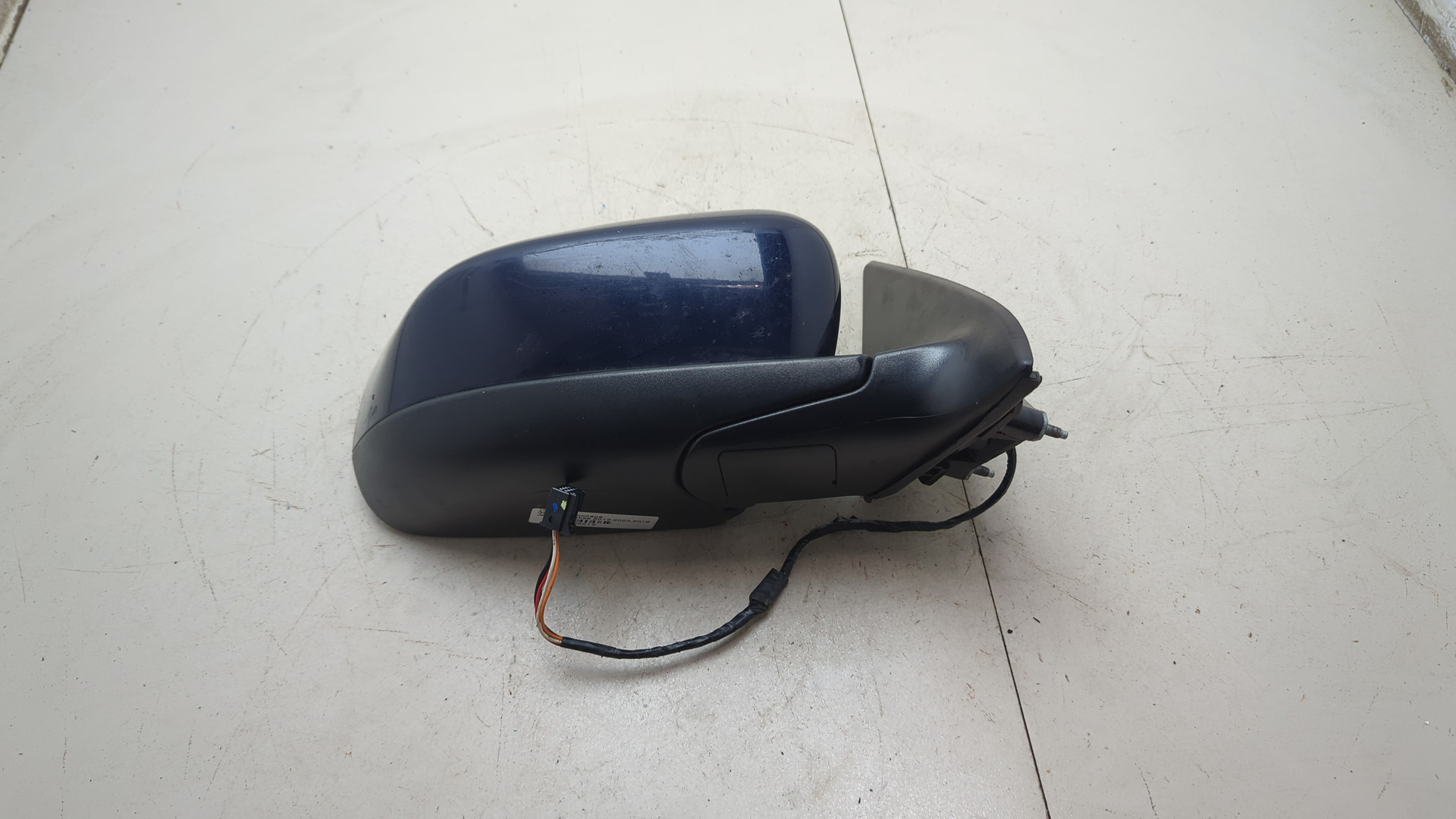 Зеркало правое электрическое