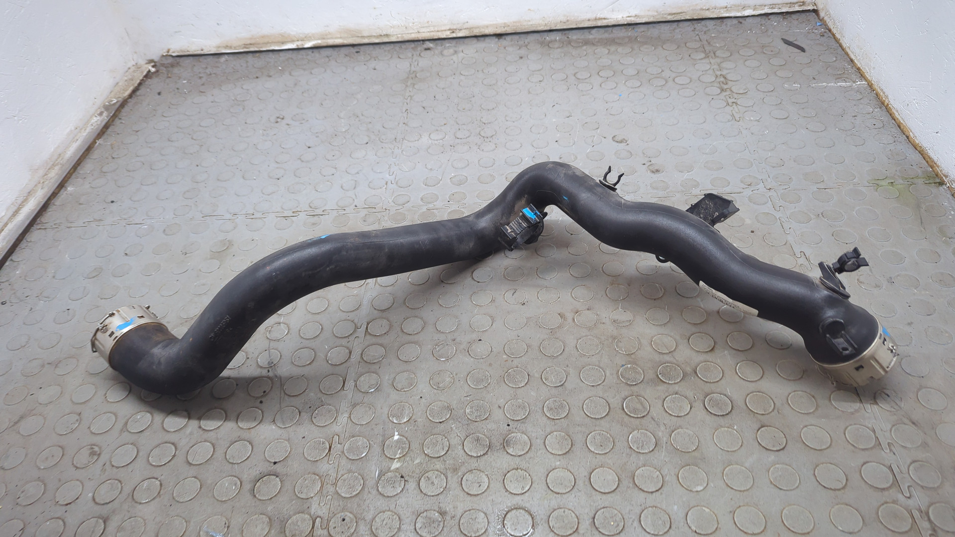 Патрубок интеркулера