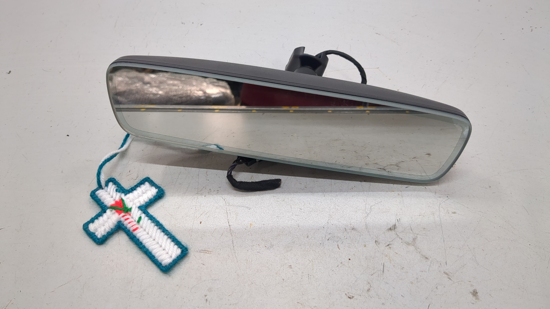 Зеркало заднего вида