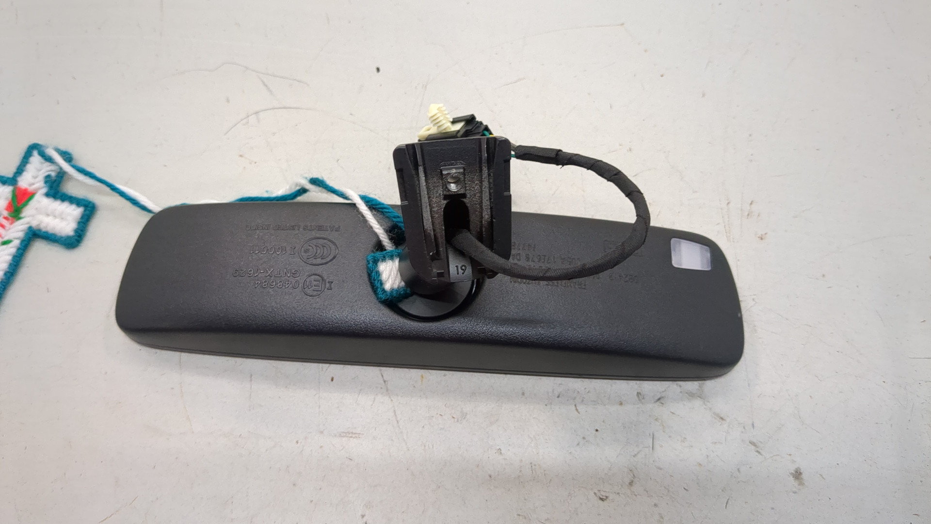 Зеркало заднего вида