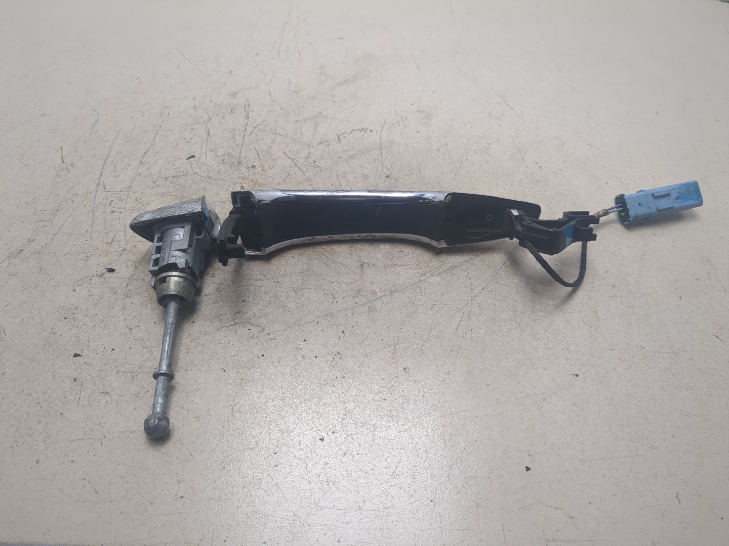 Ручка двери наружная