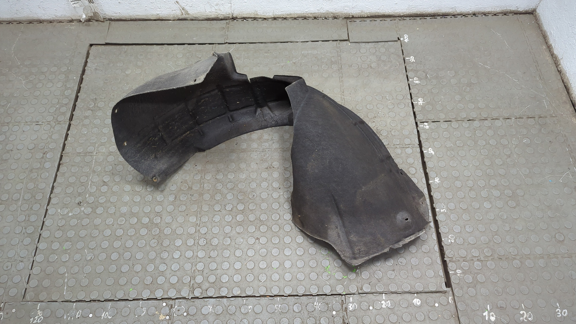 Локер передний правый