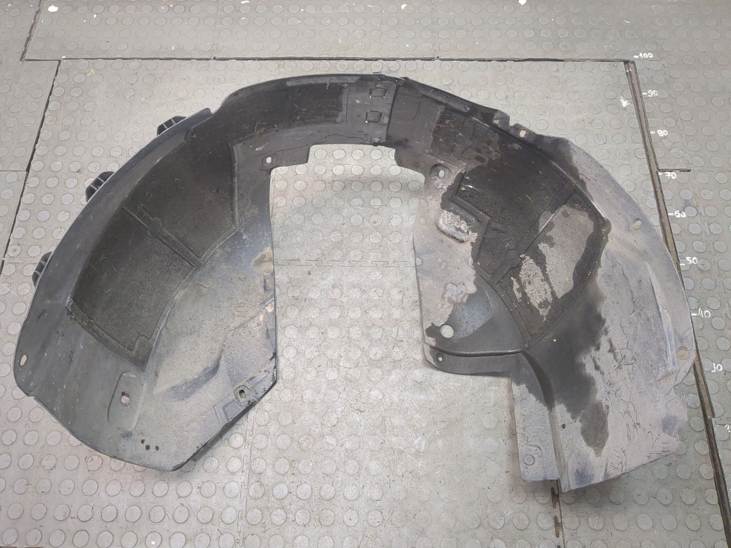 Локер передний правый