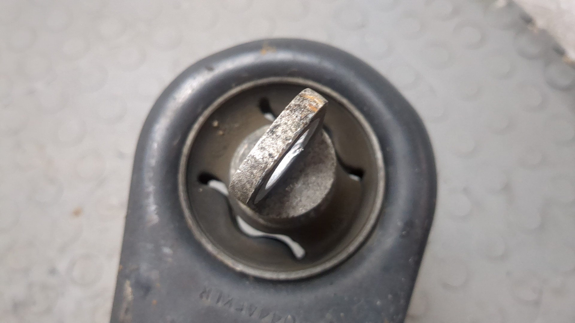 Рычаг задний правый