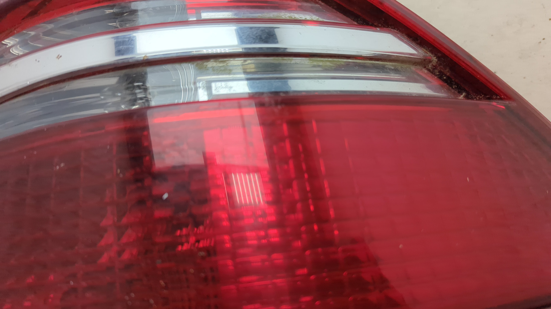 Фонарь задний правый