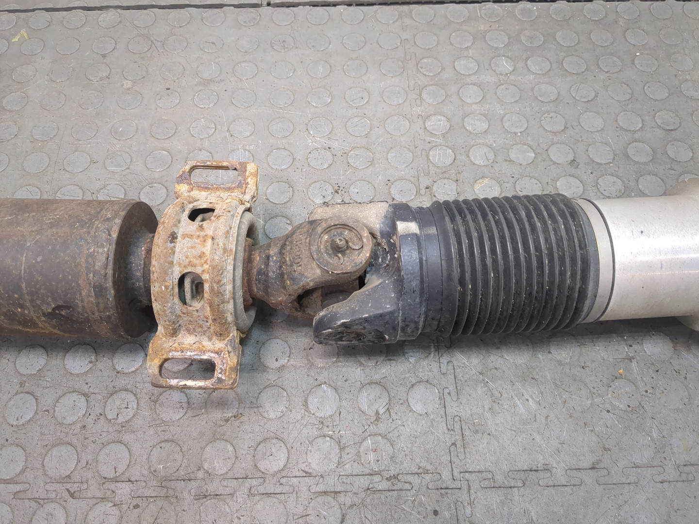 Вал карданный задний