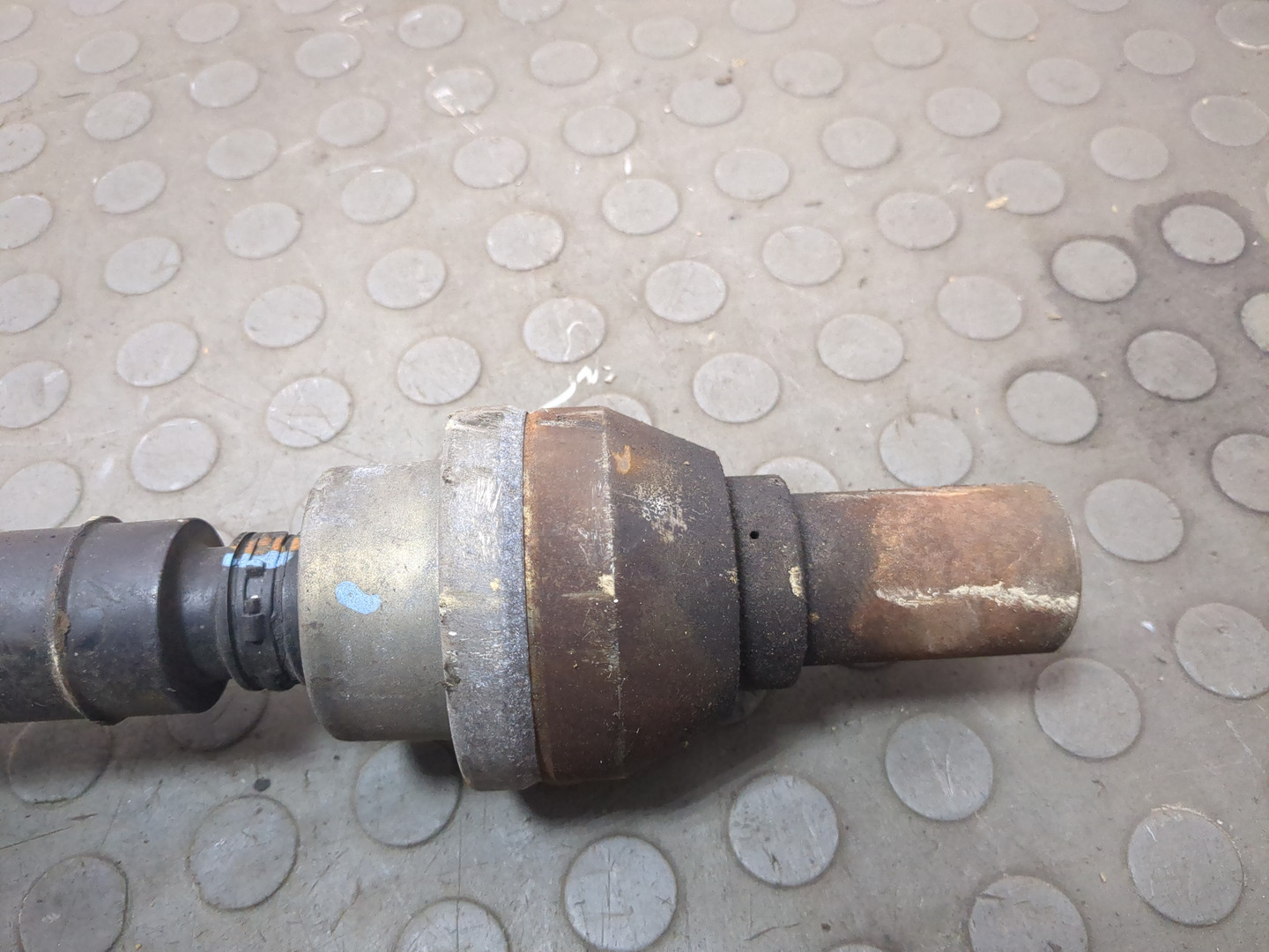 Вал карданный задний