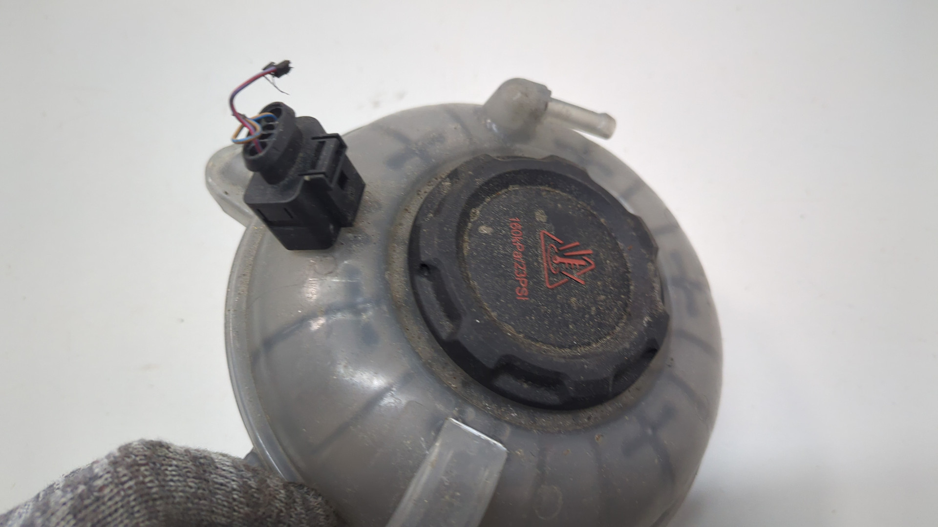 Бачок расширительный