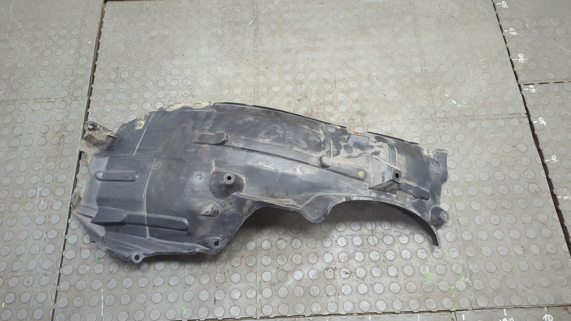 Локер передний левый