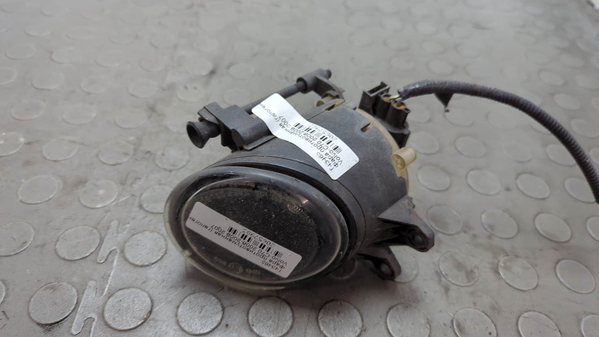 Фара противотуманная правая