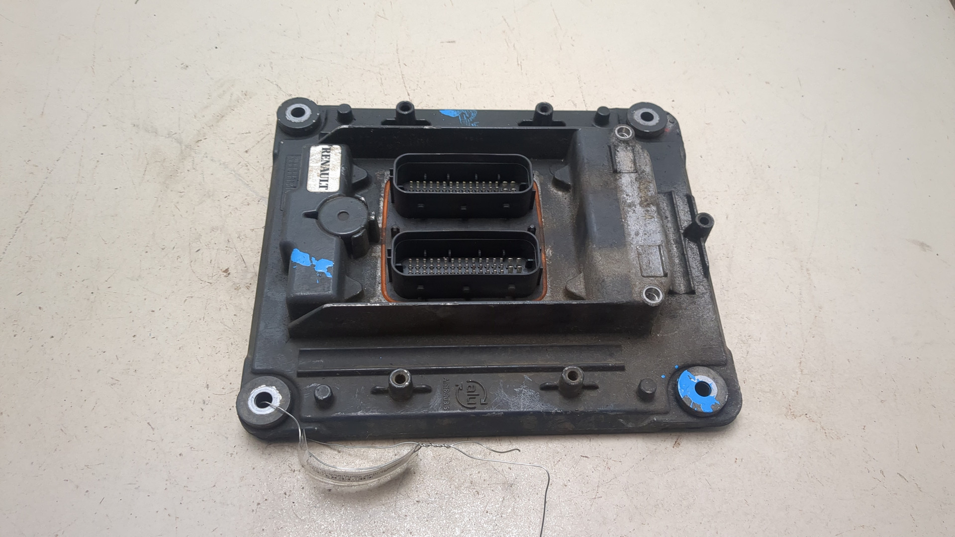 Блок управления двигателем