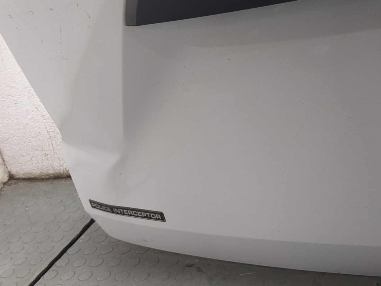 Дверь багажника