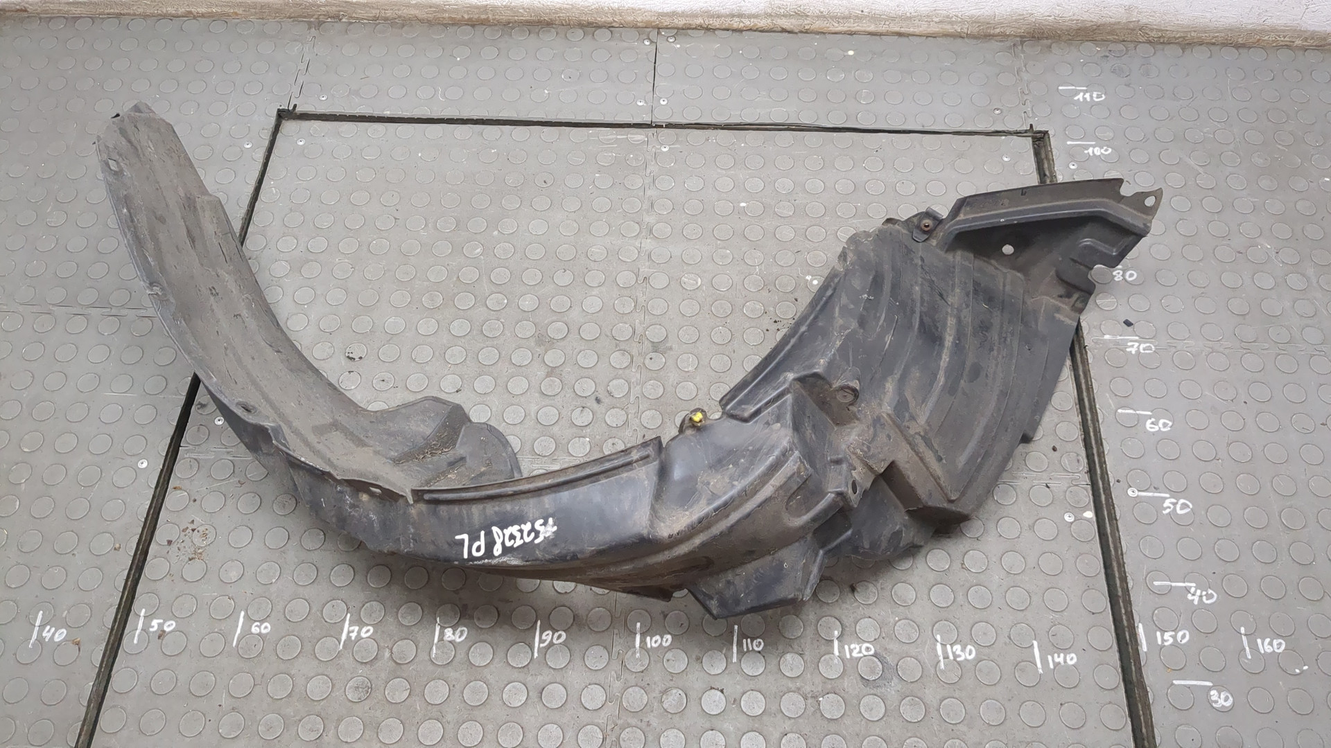 Локер передний левый