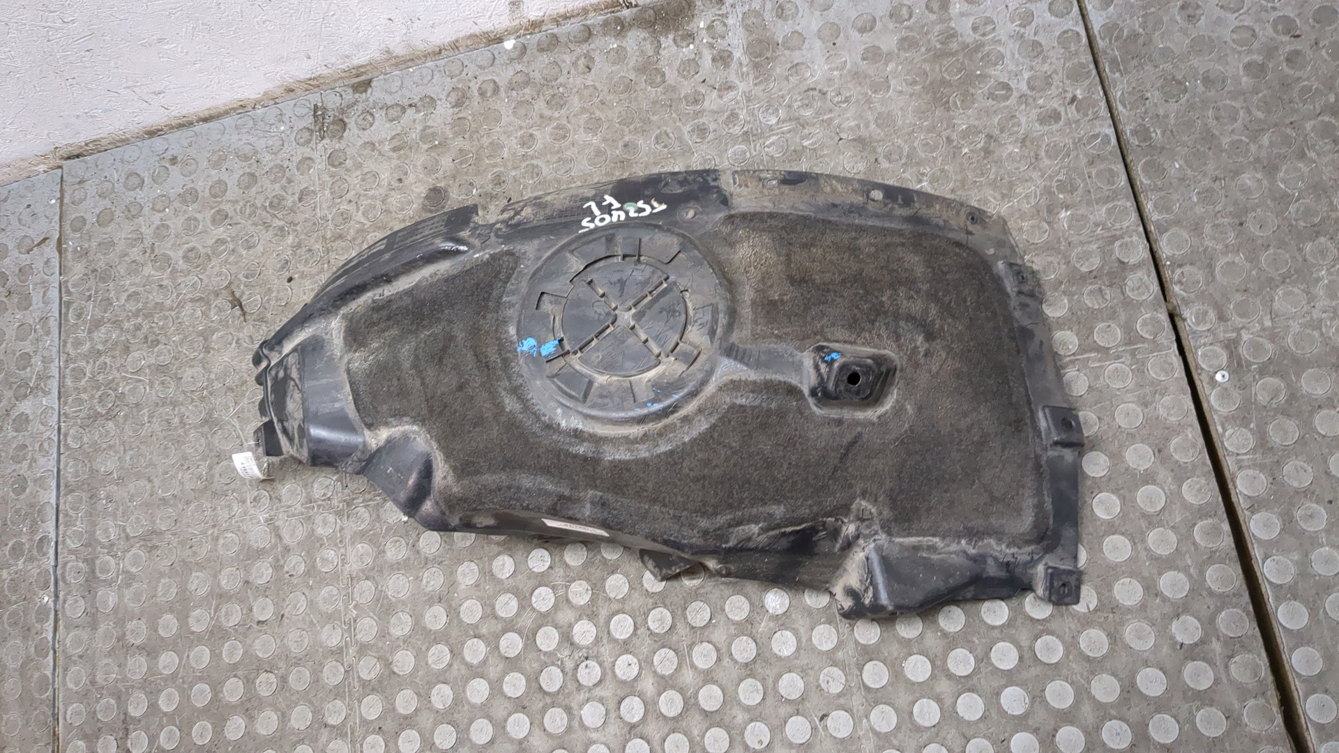 Локер передний левый