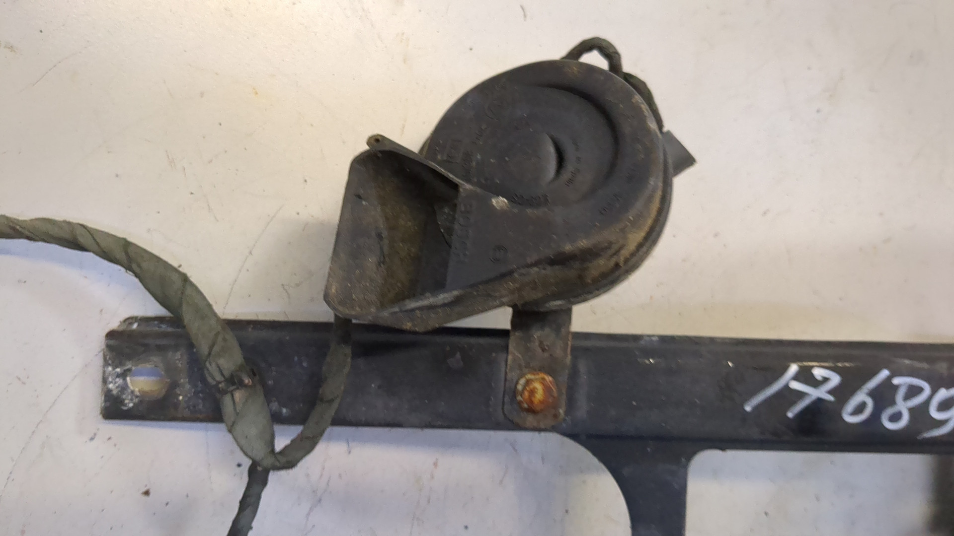 Кронштейн (сопут. товар)