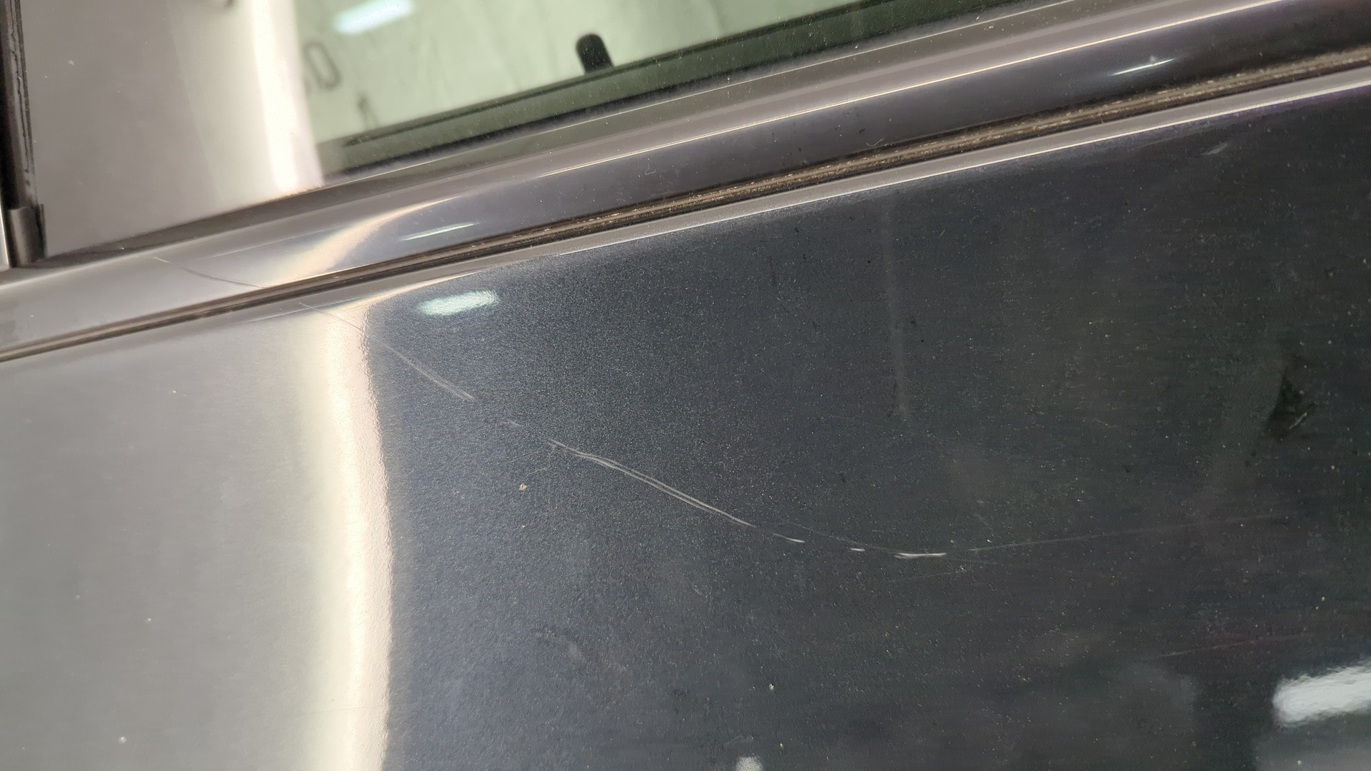 Дверь задняя правая