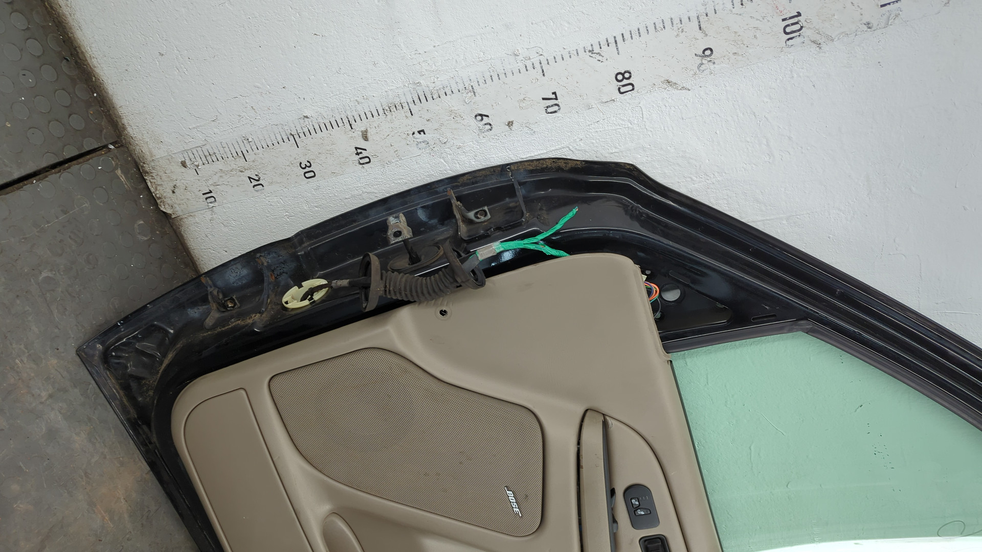 Дверь передняя правая