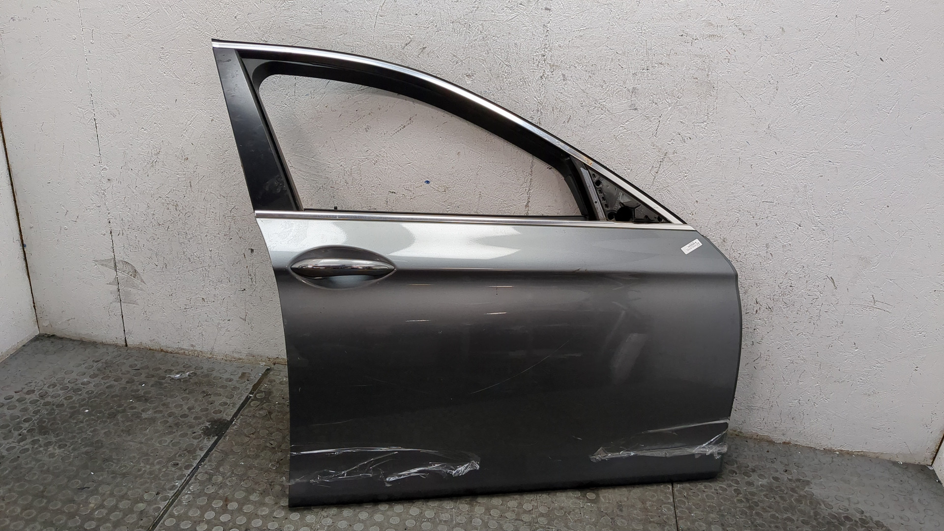 Дверь передняя правая