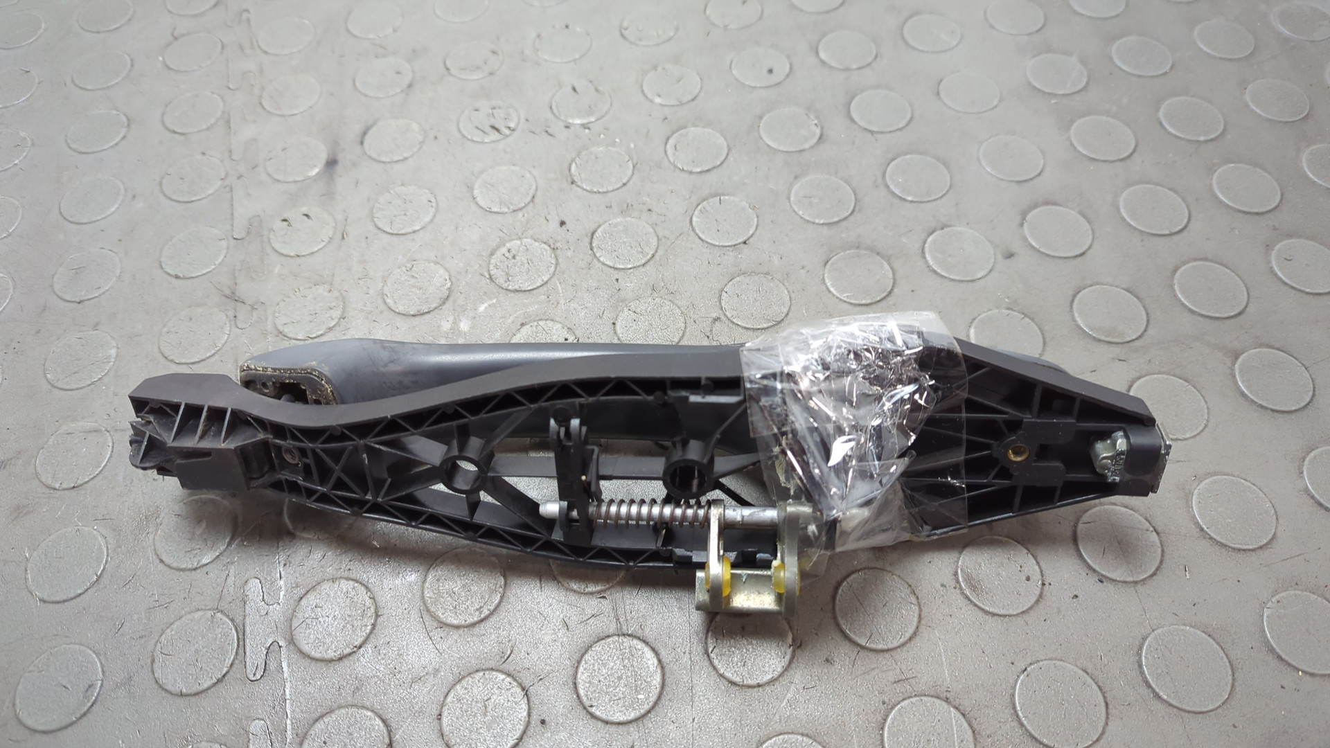 Ручка двери наружная