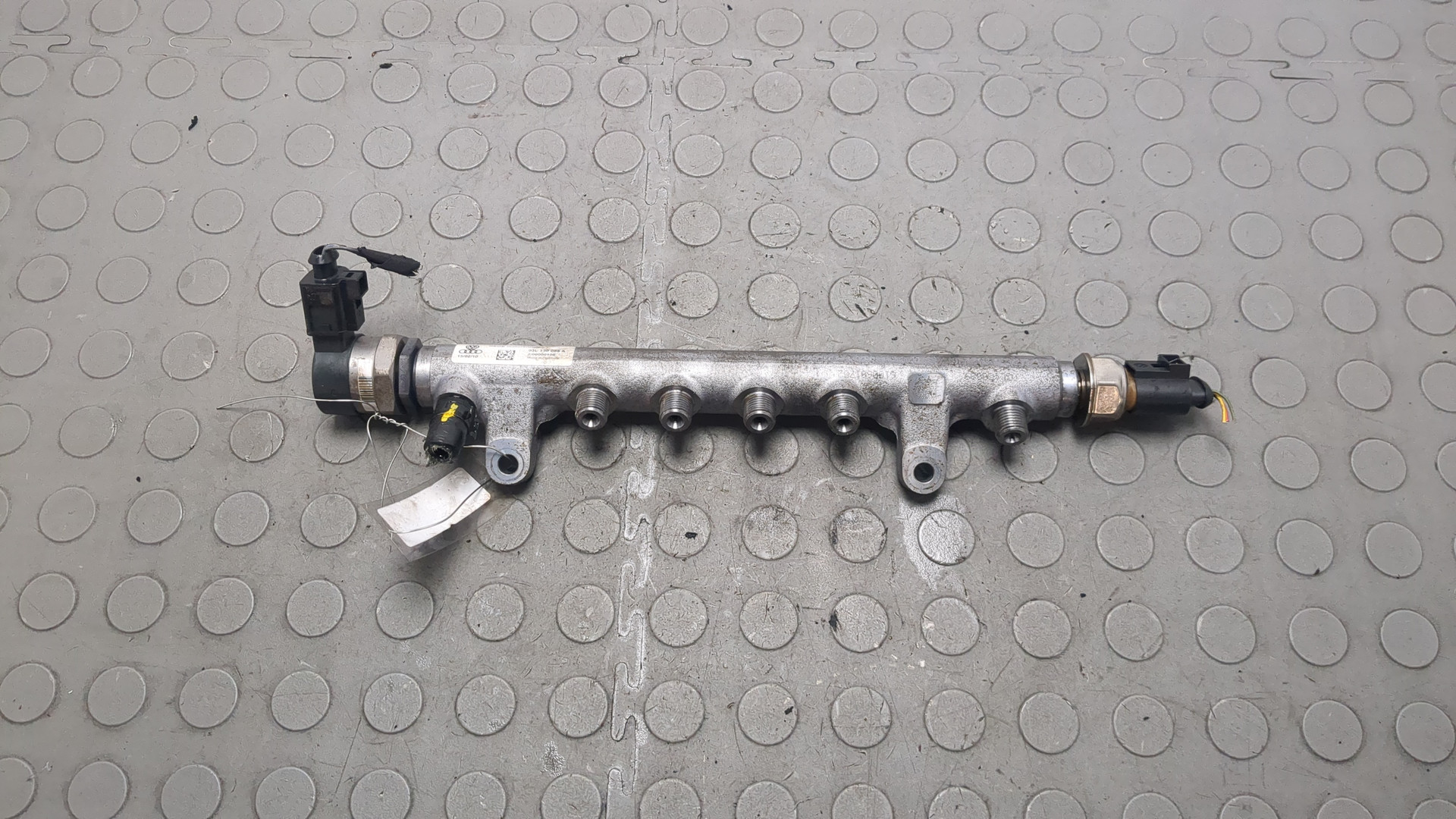 Рейка топливная (рампа)