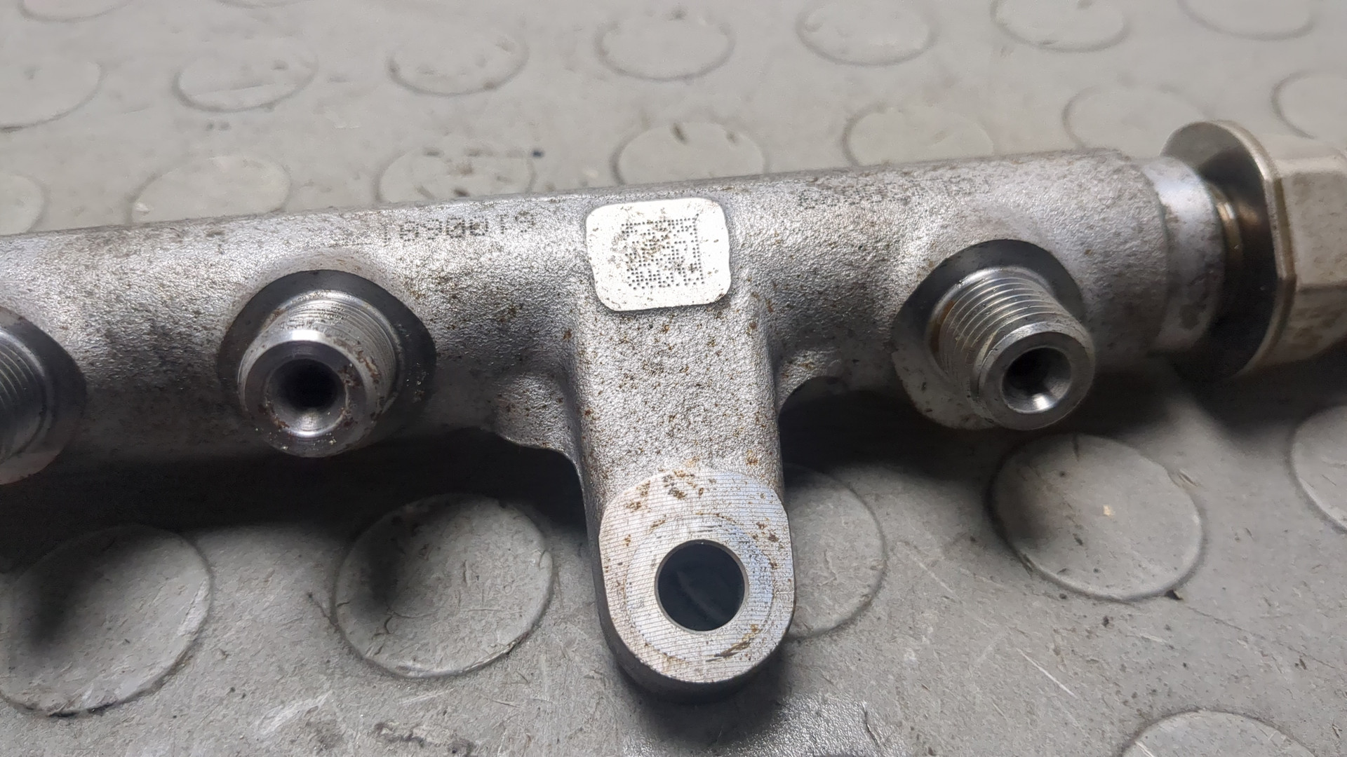 Рейка топливная (рампа)