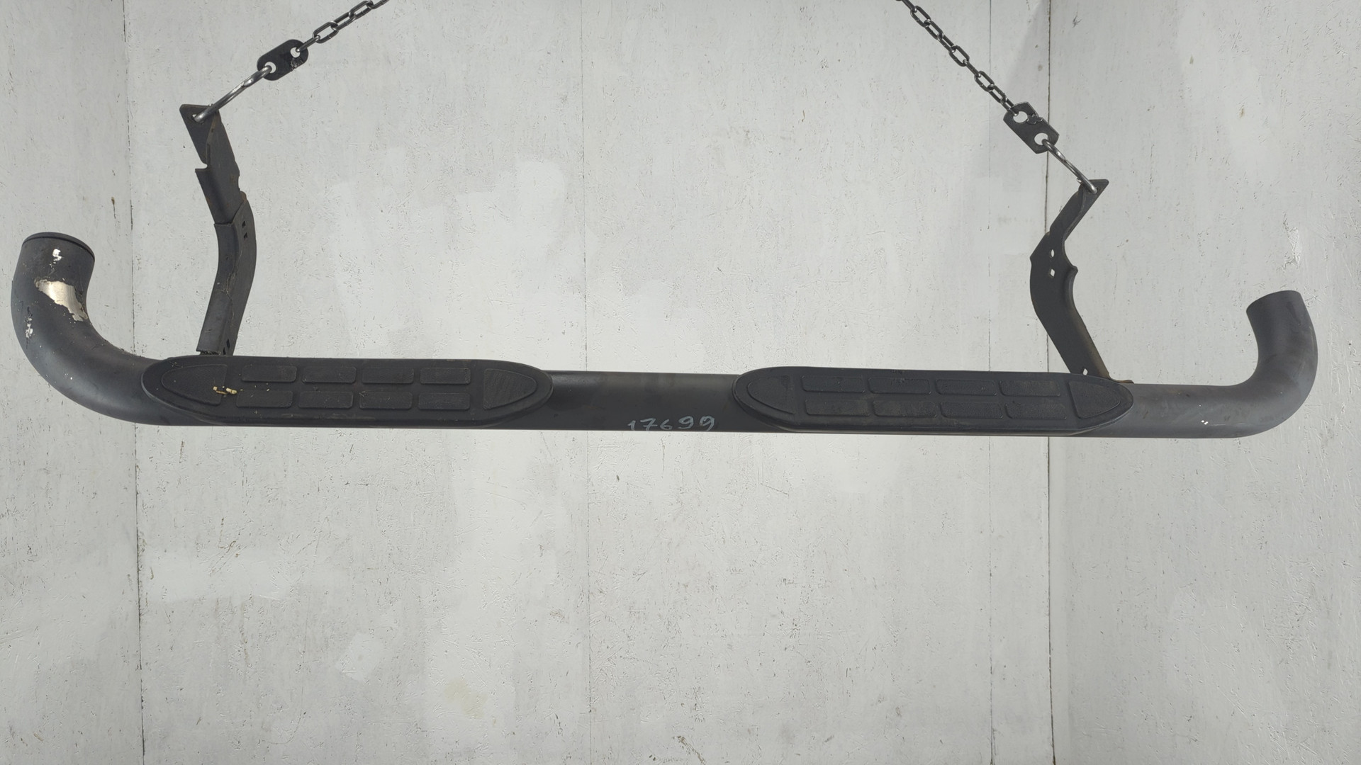 Подножка правая