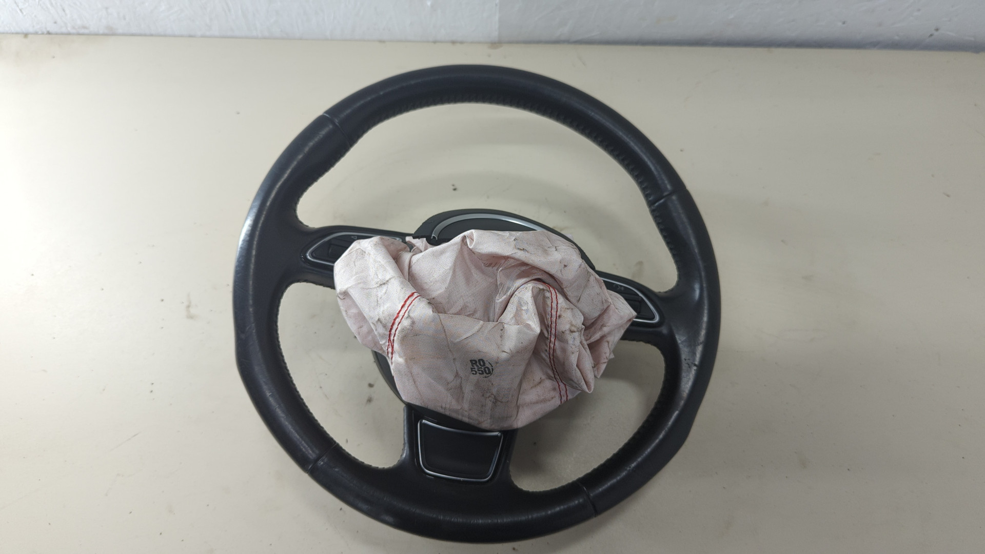 Рулевое колесо (руль)