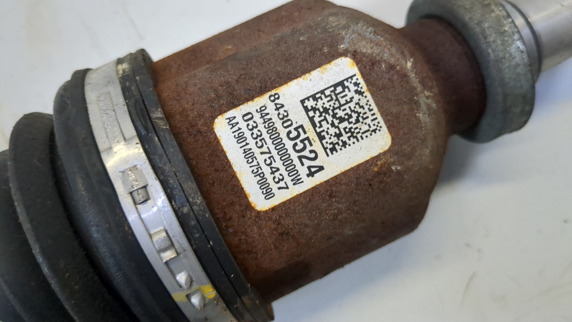 Полуось передняя правая