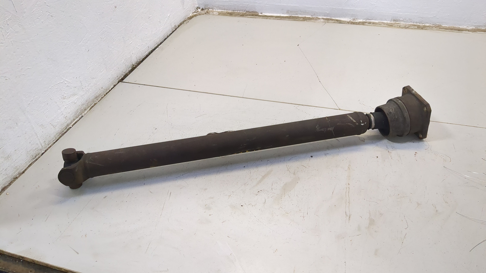 Вал карданный передний